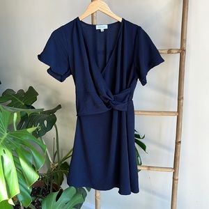 Gilli size M navy dress